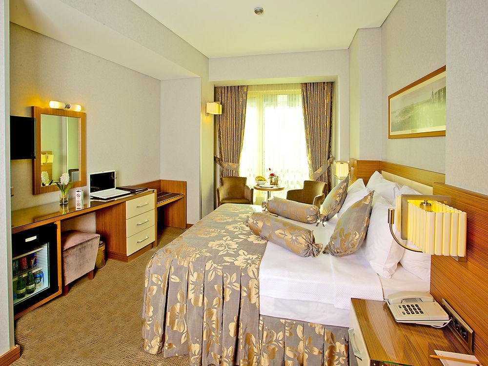 Hotel Momento - Special Category Istanbul Eksteriør bilde